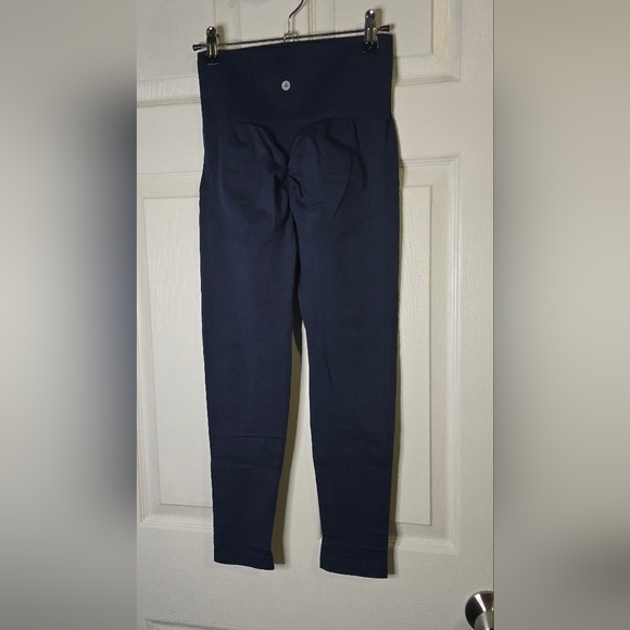 Halara OneForm Seamless Flow HR Tummy Control Butt Lifting Leggings Navy Blazer - Picture 5 of 8